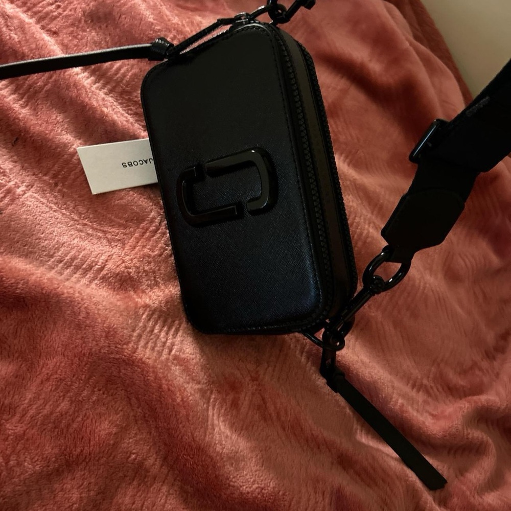 THE SNAPSHOT DTM by Marc Jacobs color - black.